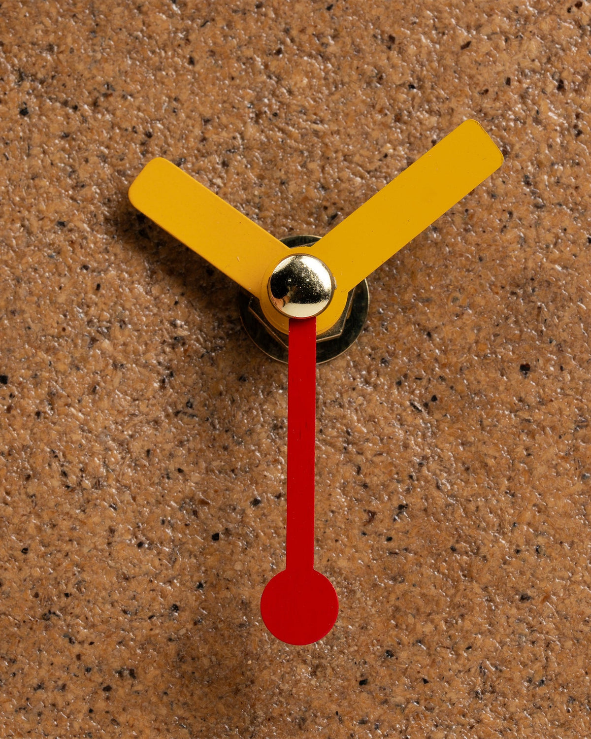 Gaddha Desk Clock — PALA × Bell Living Lab