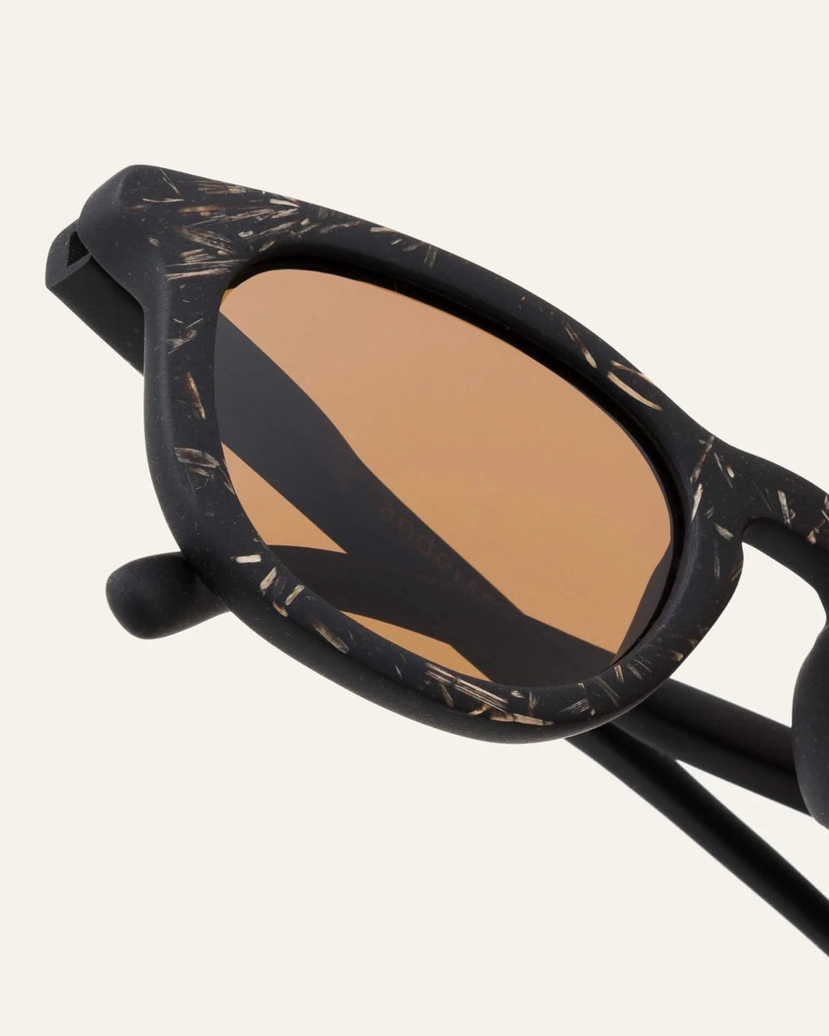 Anderson Flax Brown Sunglasses — Detail