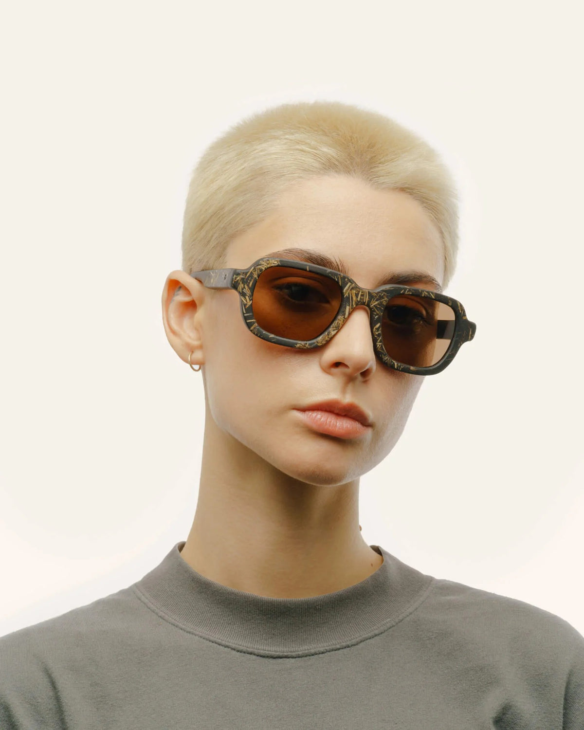 Brade Flax Brown Sunglasses — Size reference