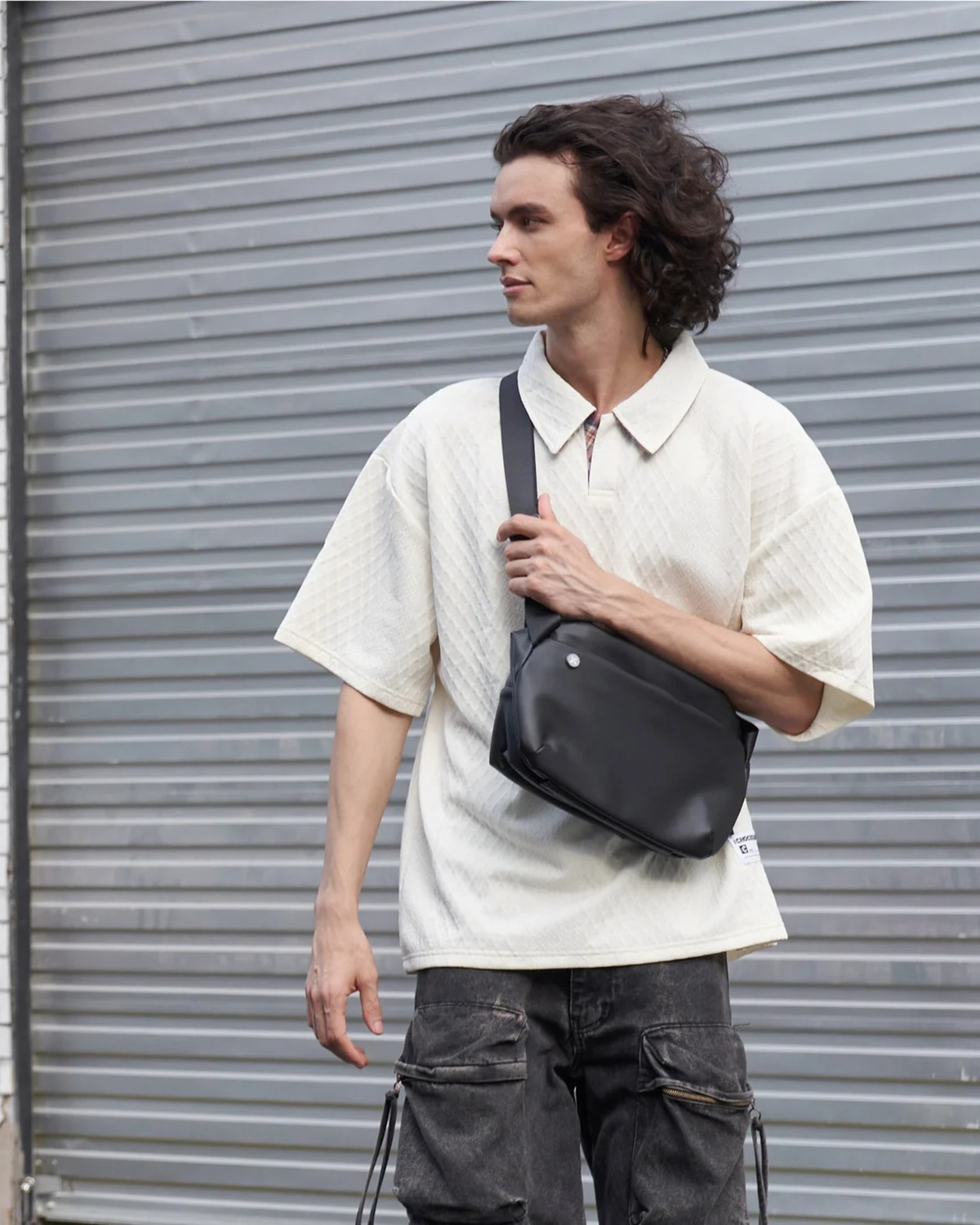 Wanderer Sling Grande — Black